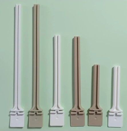 Posadero universal fauna 16 cm blanco
